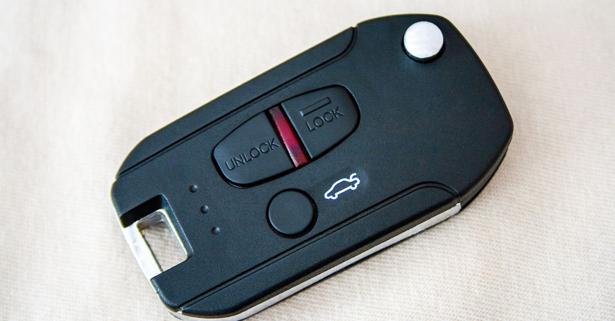 Chevrolet car key fob — Maplewood Locksmith