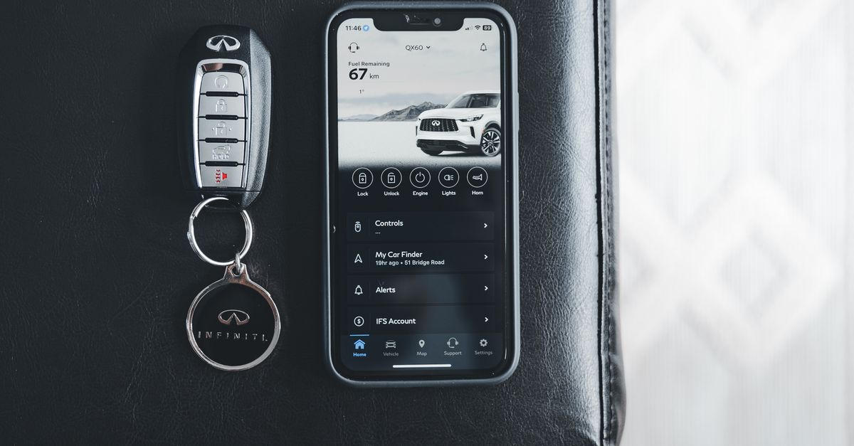 Nissan car key fob — Maplewood Locksmith