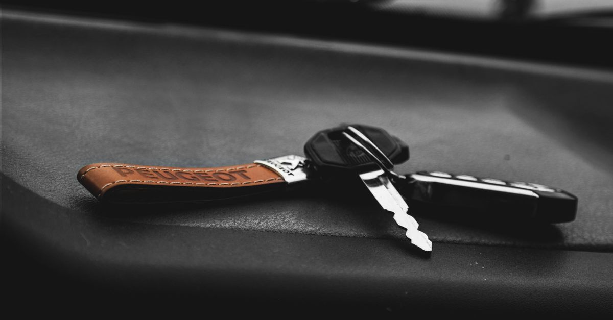 Car Key Replacement — Maplewood Locksmith