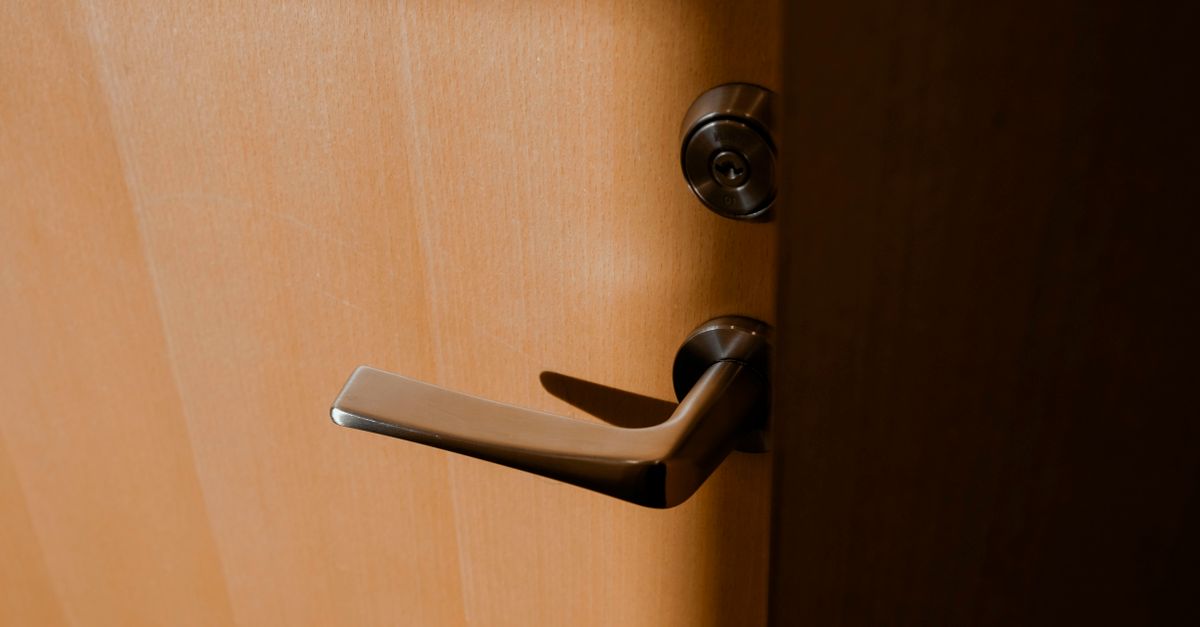 door security hardware — Maplewood Locksmith